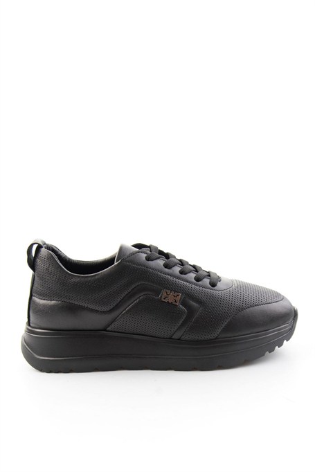 Siyah Hakiki Deri Kadın Sneaker K01753000403