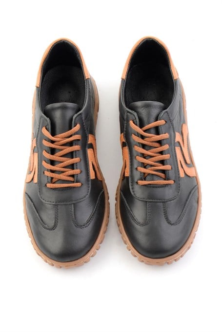 Siyah Hakiki Deri Kadın Sneaker K01753005703