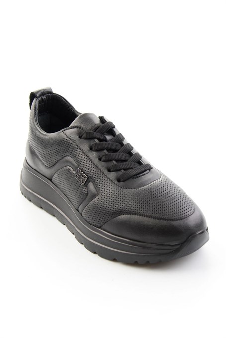 Siyah Hakiki Deri Kadın Sneaker K01753000403
