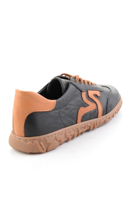Siyah Hakiki Deri Kadın Sneaker K01753005703