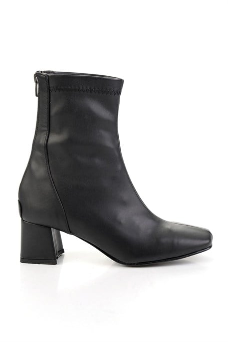 Siyah  Kadın Bot & Bootie K02606000709