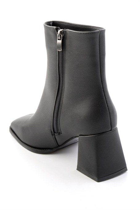 Siyah  Kadın Bot & Bootie K02824255009