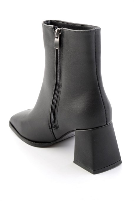 Siyah  Kadın Bot & Bootie K02824255009