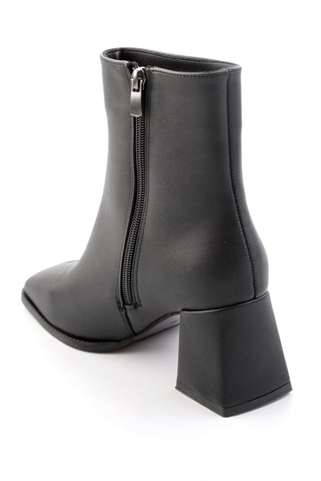 Siyah  Kadın Bot & Bootie K02824255009