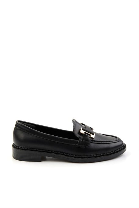 Siyah  Kadın Loafer Ayakkabı K01216100009