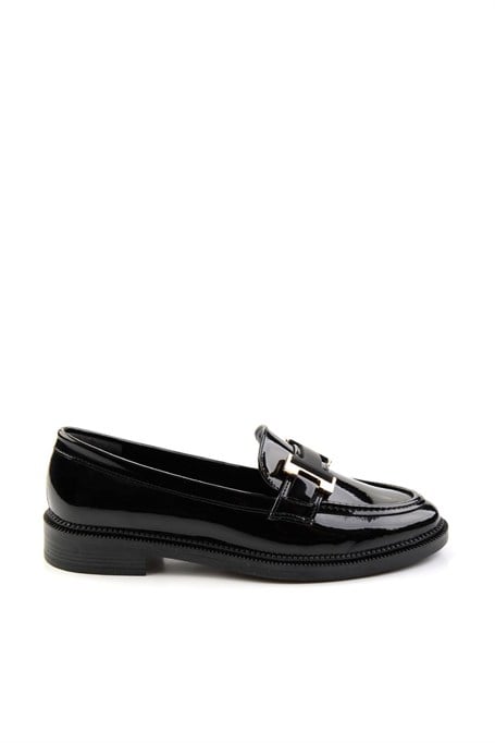 Siyah  Kadın Loafer Ayakkabı K01216100008