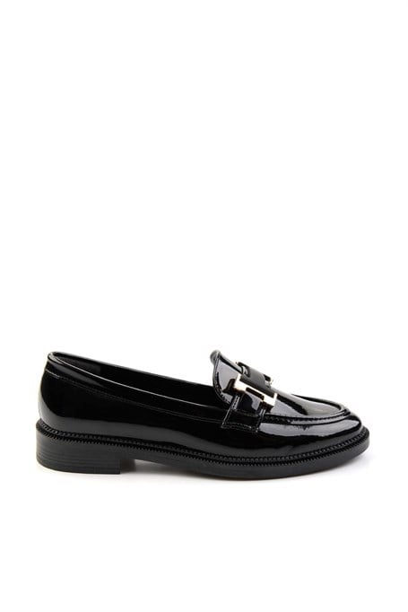 Siyah  Kadın Loafer Ayakkabı K01216100008