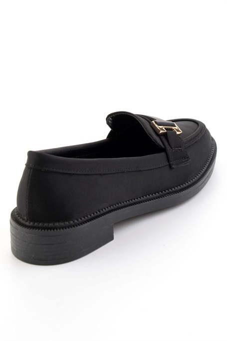 Siyah  Kadın Loafer Ayakkabı K01216100071