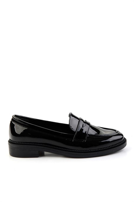 Siyah  Kadın Loafer Ayakkabı K01216100198