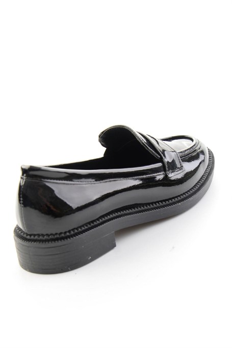 Siyah  Kadın Loafer Ayakkabı K01216100198