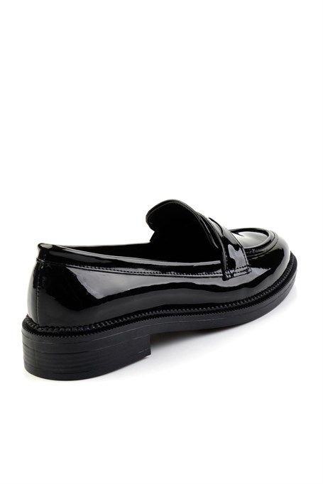 Siyah  Kadın Loafer Ayakkabı K01216100198