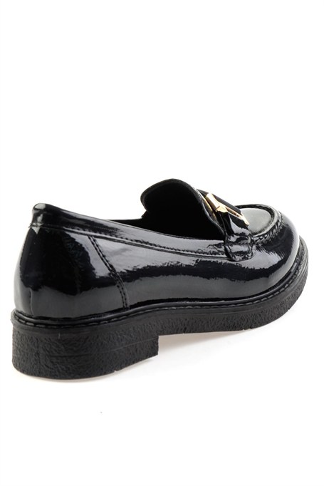 Siyah  Kadın Loafer Ayakkabı K01257050098