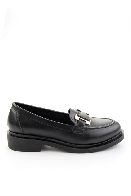 Siyah  Kadın Loafer Ayakkabı K01257050309