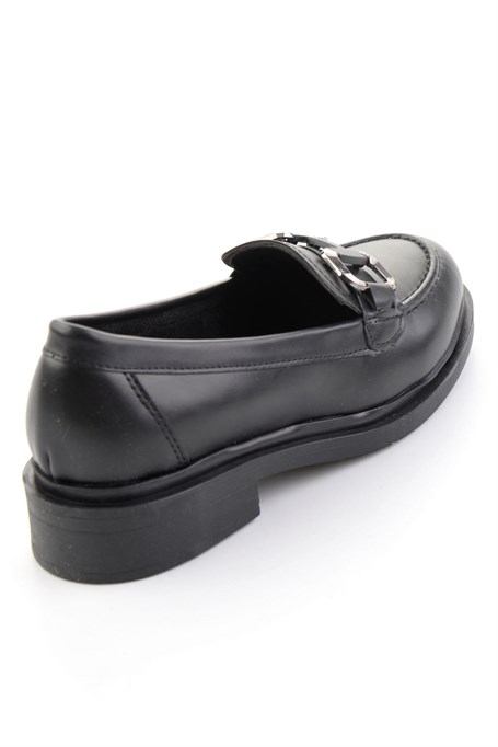 Siyah  Kadın Loafer Ayakkabı K01257068209