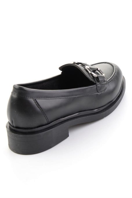 Siyah  Kadın Loafer Ayakkabı K01257068209