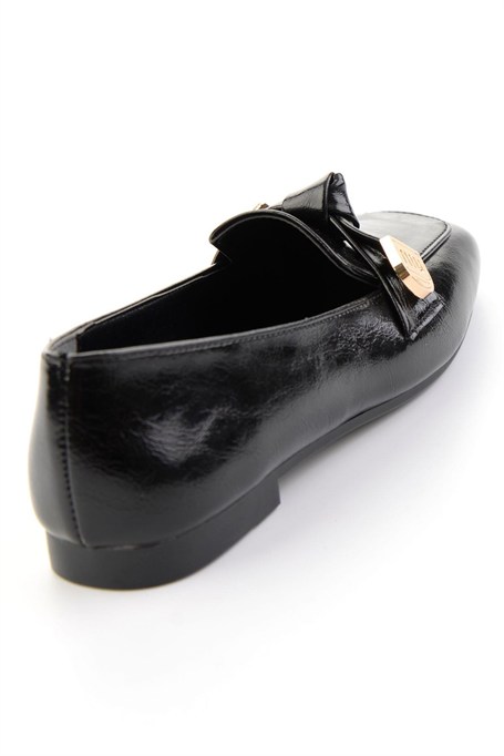 Siyah  Kadın Loafer Ayakkabı K01641022442