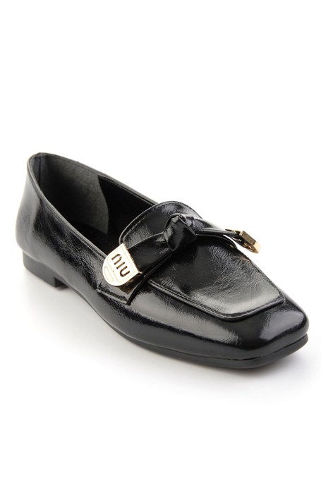 Siyah  Kadın Loafer Ayakkabı K01641022442