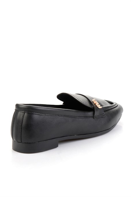 Siyah  Kadın Loafer Ayakkabı K01688011609