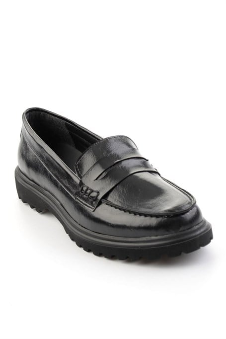 Siyah  Kadın Loafer Ayakkabı K01936051009