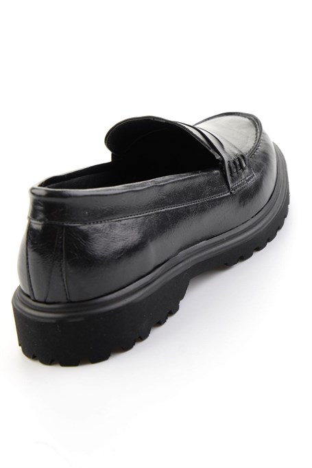 Siyah  Kadın Loafer Ayakkabı K01936051009