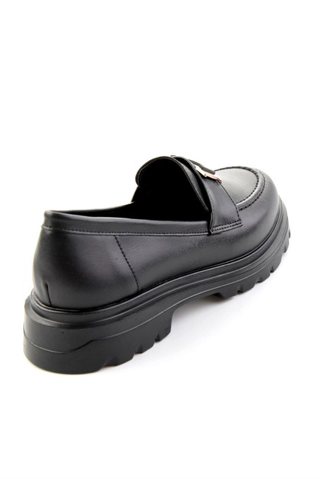 Siyah  Kadın Loafer Ayakkabı K01997011309