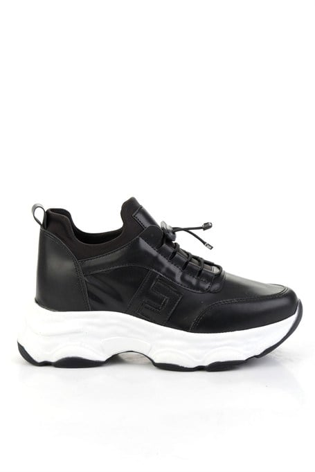 Siyah  Kadın Sneaker K01093400409