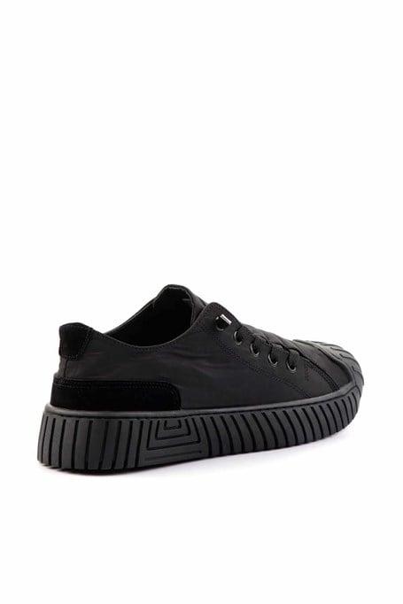 Siyah  Kadın Sneaker K01175127404