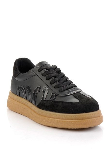 Siyah  Kadın Sneaker K01179600009