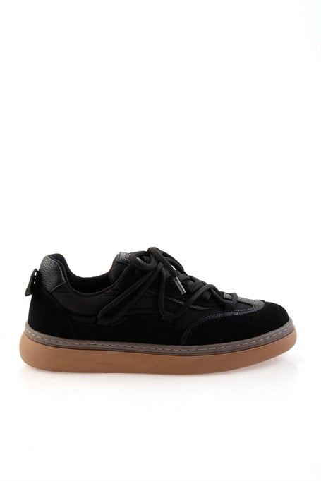 Siyah  Kadın Sneaker K01188333472