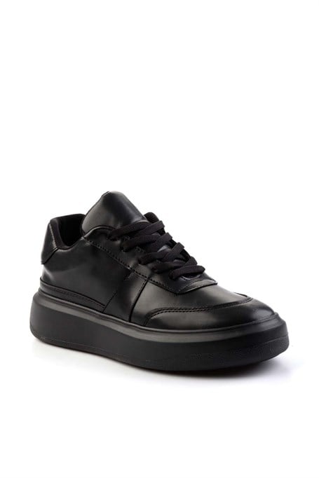 Siyah  Kadın Sneaker K01212120209