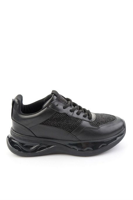 Siyah  Kadın Sneaker K01228091572