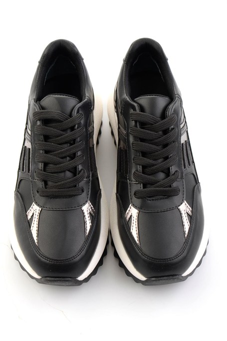 Siyah  Kadın Sneaker K01791072909