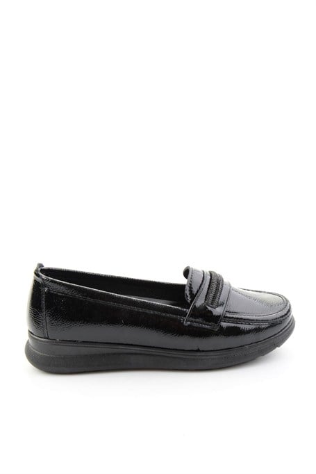 Siyah Kırışık Rugan  Kadın Loafer Ayakkabı K01536105812