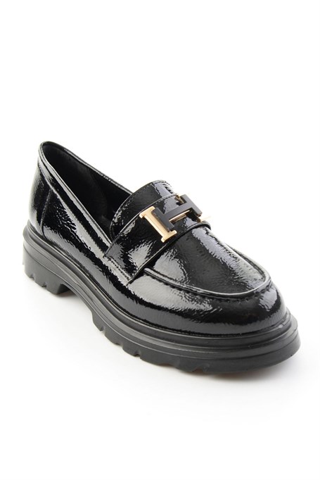 Siyah Kırışık Rugan  Kadın Loafer Ayakkabı K01997011312