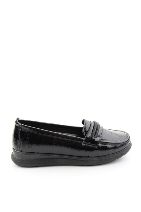 Siyah Kırışık Rugan  Kadın Loafer Ayakkabı K01536105812