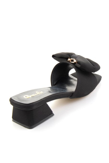 Siyah Mat Saten  Kadın Terlik K04891211520