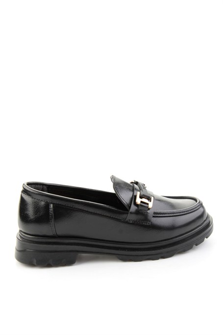 Siyah Parlak  Kadın Loafer Ayakkabı K01179828109