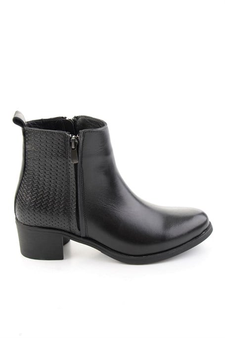 Siyah Siyah Örgü Hakiki Deri Kadın Bot & Bootie K02788140003