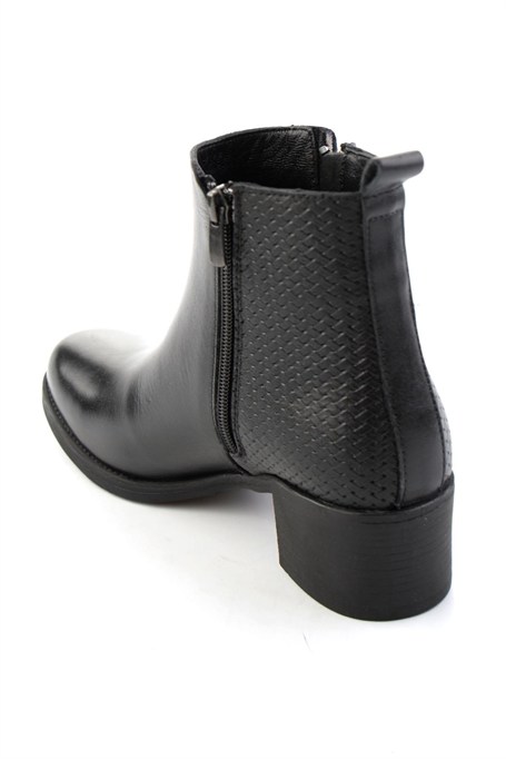 Siyah Siyah Örgü Hakiki Deri Kadın Bot & Bootie K02788140003