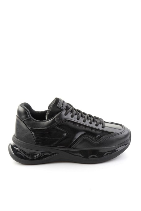 Siyah Siyah Streç  Kadın Sneaker K01228092409