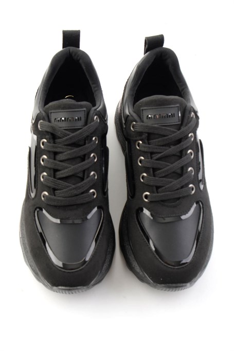 Siyah Siyah Süet  Kadın Sneaker K01313003072