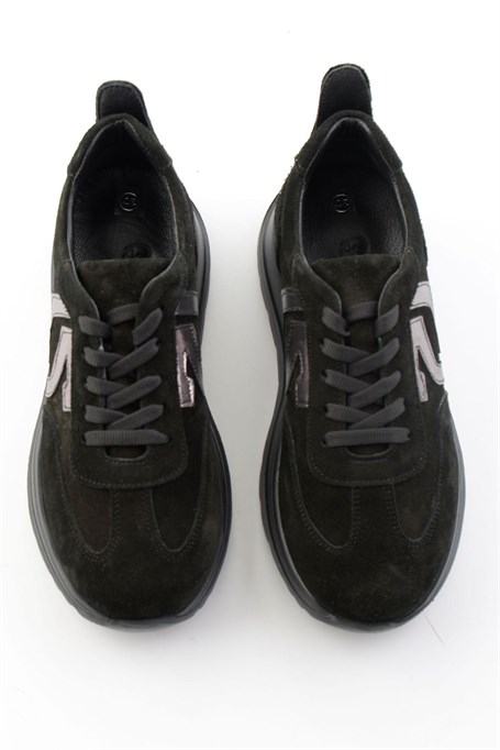 Siyah Süet Hakiki Deri Kadın Sneaker K01753050902