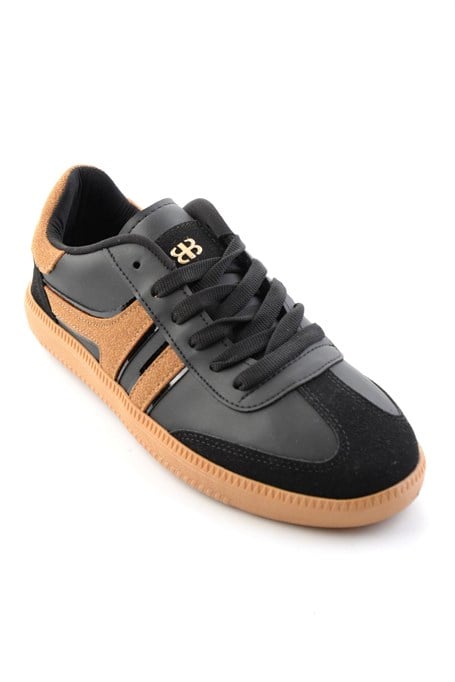 Siyah Süet  Kadın Sneaker K01833025072