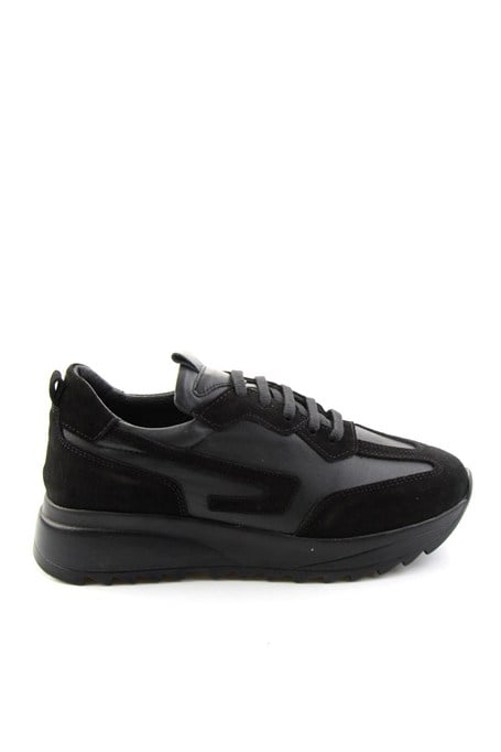 Siyah Süet  Kadın Sneaker K01854014102