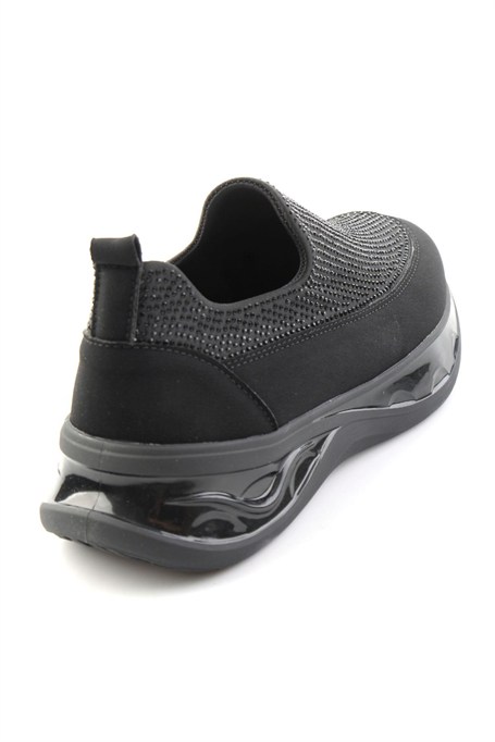 Siyah Taşlı  Kadın Sneaker K01228092220