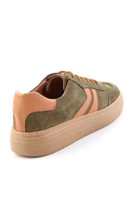 Yeşil Nubuk Hakiki Deri Kadın Sneaker K01753222201