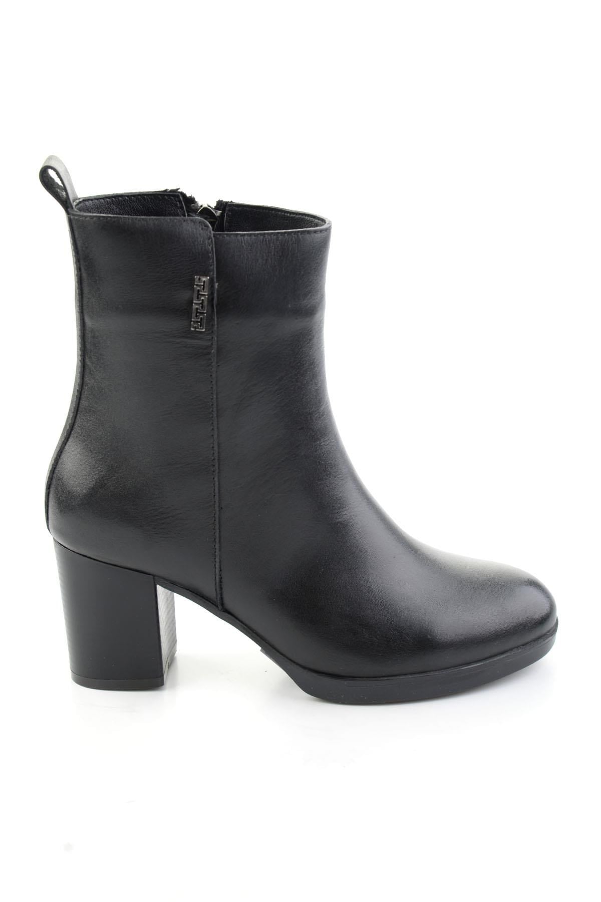 Siyah Hakiki Deri Kadın Bot & Bootie K02788012103