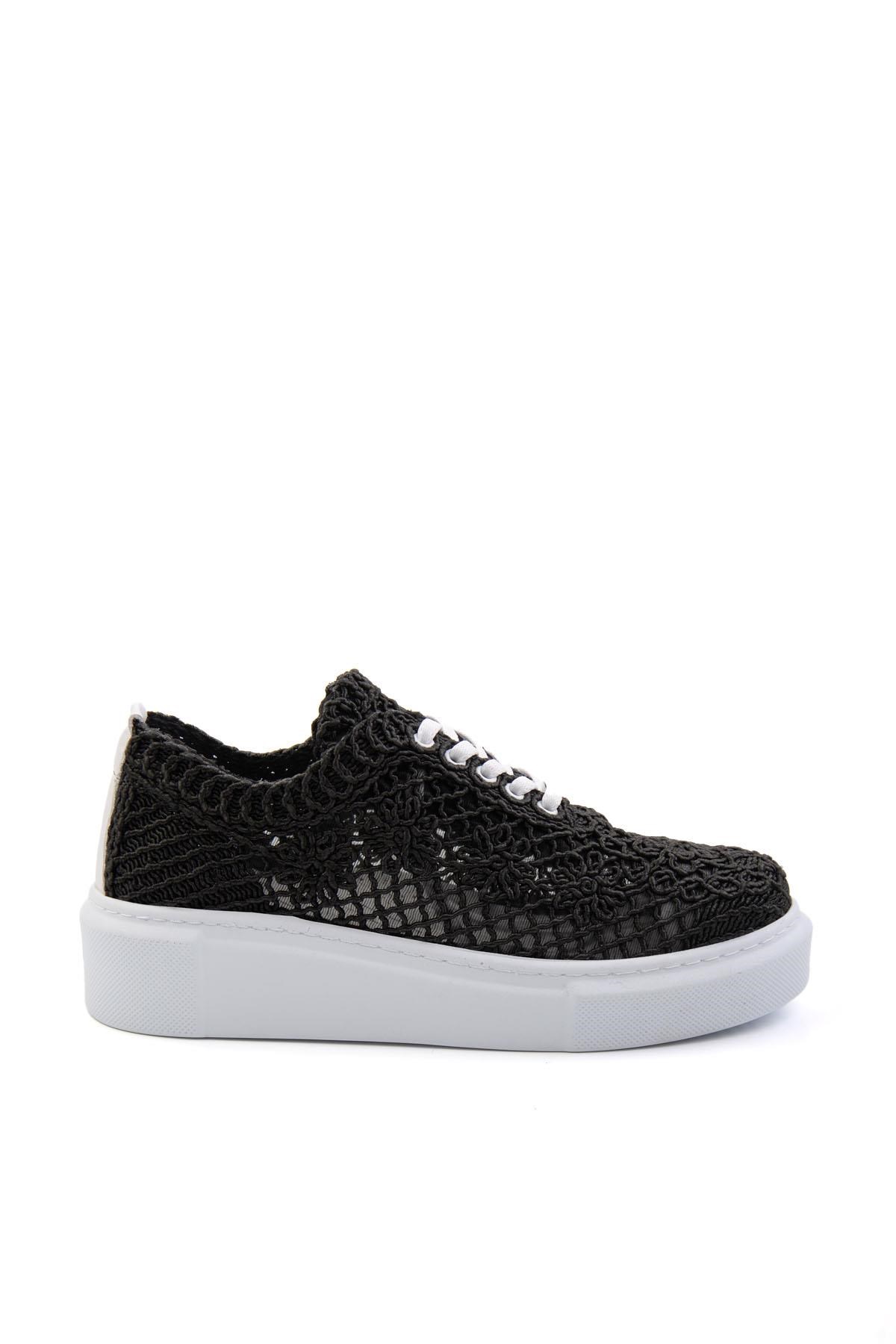 Siyah Hakiki Deri Kadın Sneaker K01303018716