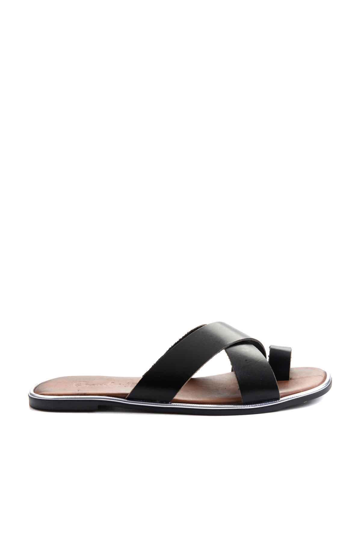 Siyah Hakiki Deri Kadın Terlik K04921001003