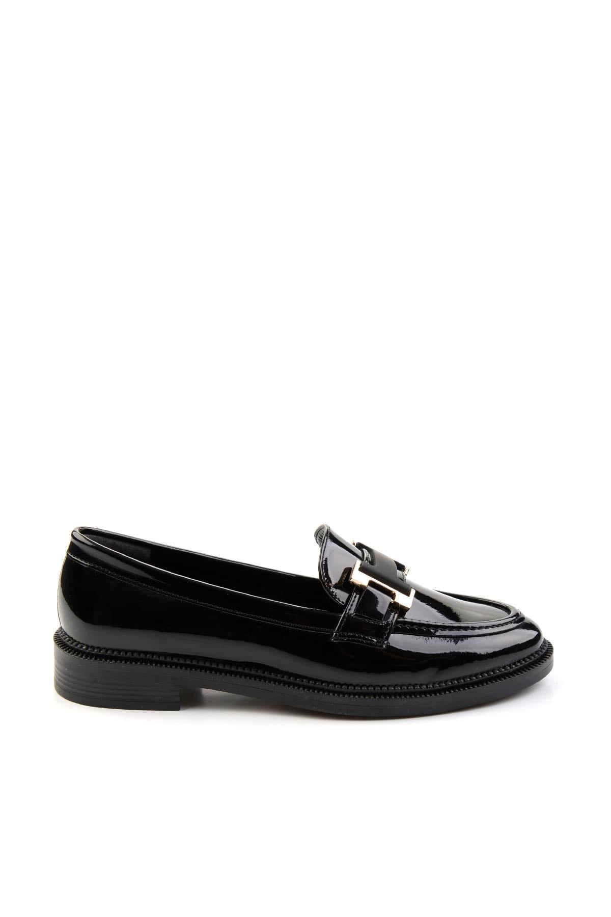 Siyah  Kadın Loafer Ayakkabı K01216100008